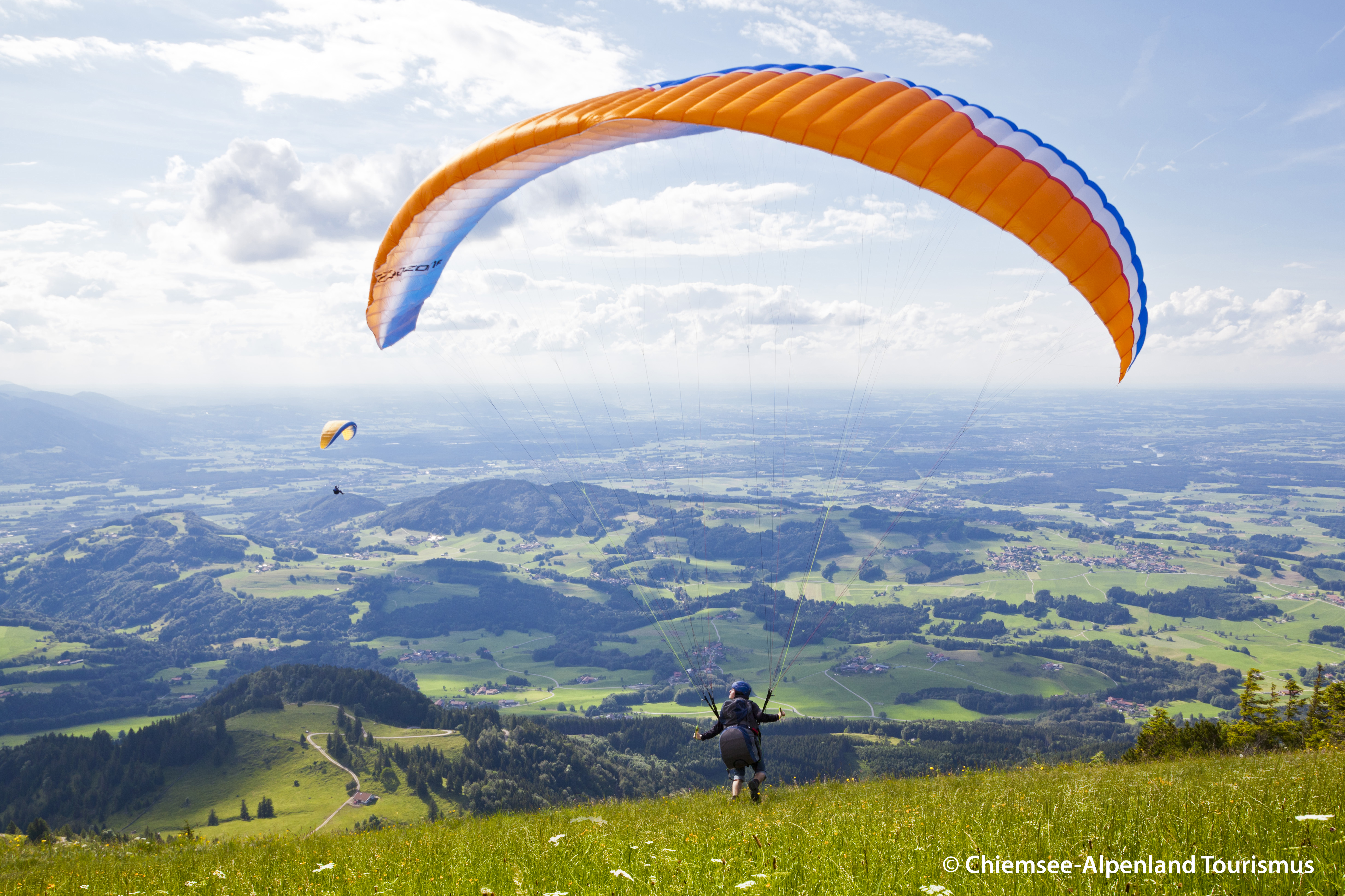 Paragliding 